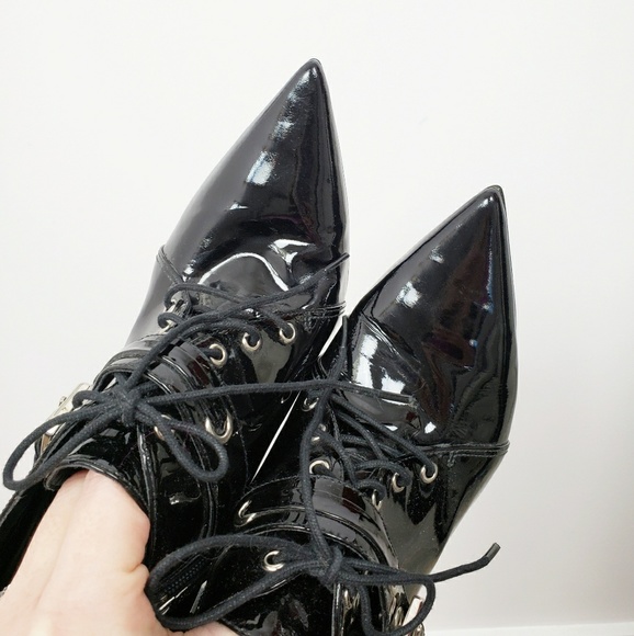 Guess Helled Booties | Sz 8.5 - Picture 8 of 8